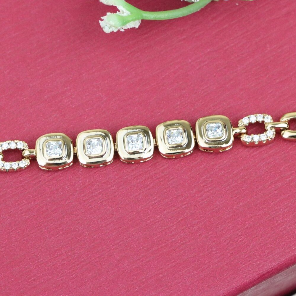 "Cushion Cut Crystal Rose Gold Link Bracelet, XPBL0770 - Picture 9 of 12